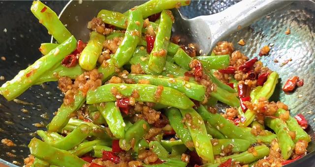 春节菜谱家常菜做法大全（12道不油腻的春节小炒菜）(62)