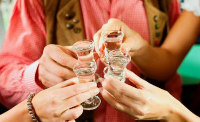 ​绝不能用来下酒的食物 喝酒禁忌歌助你酒后不伤身