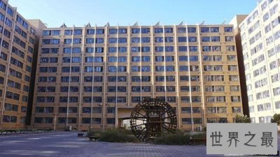 ​亚洲最大宿舍楼，这个女生宿舍占了整个大学的2/3！