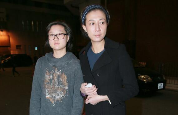 小龙女事件 吴卓林的个人资料