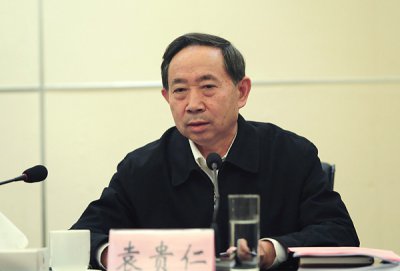 ​袁贵仁简介(袁贵仁：教材是一个国家价值观、意志力的体现)