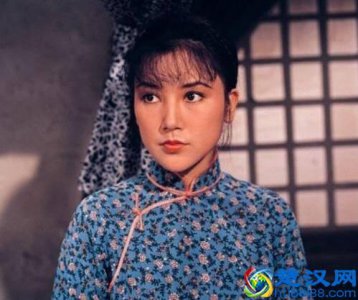 ​邵音音下巴(邵音音下巴打什么)