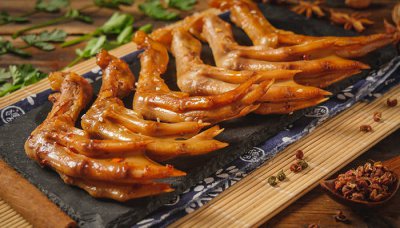 ​卤水放冰箱一个月还能吃吗 卤水放冷冻能放1个月吗