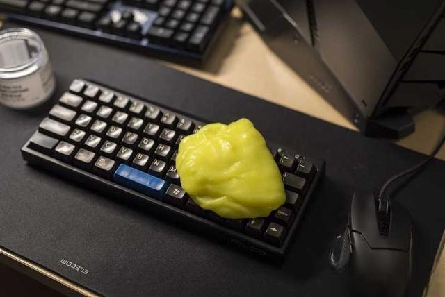 怎样正确清洁液晶屏幕的显示器？-