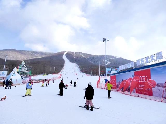 旅游中国最著名的十大滑雪胜地，你去过几个  2