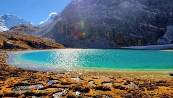 旅游稻城亚丁几月份去最好，稻城亚丁在四川哪里  1