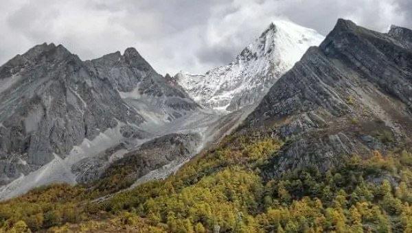 旅游稻城亚丁几月份去最好，稻城亚丁在四川哪里  3