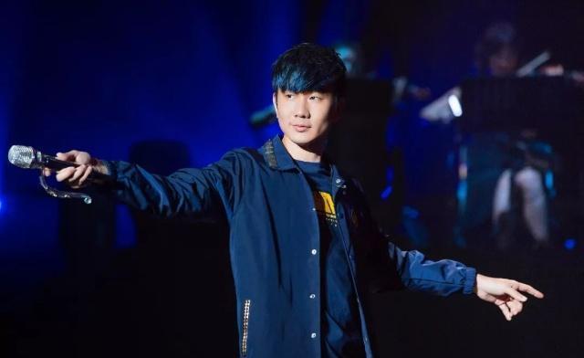 15年来不忘初心，林俊杰新曲《进阶》上线，又可以单曲循环了！