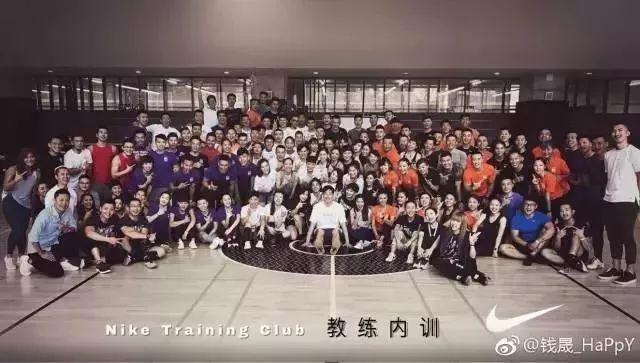 何洁90天瘦30斤的秘诀，每天15分钟简单动作，轻松瘦出好身材！
