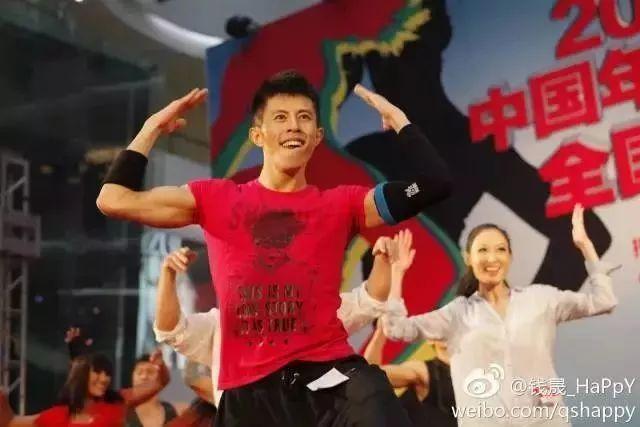何洁90天瘦30斤的秘诀，每天15分钟简单动作，轻松瘦出好身材！