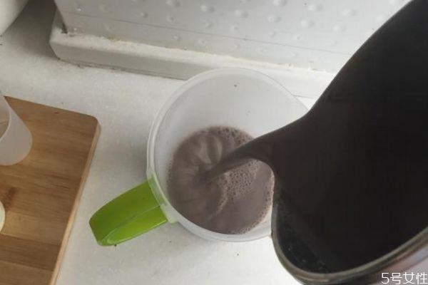经期可以喝黑豆浆吗 经期喝黑豆浆会怎么样呢
