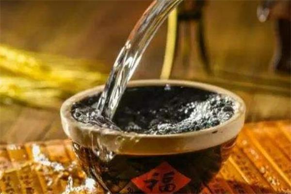 散装白酒是粮食酒吗 散装白酒是勾兑的吗