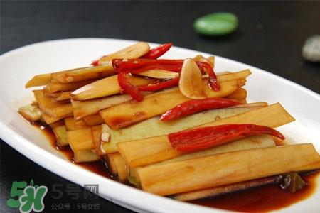 酸萝卜用陈醋还是白醋？泡酸萝卜白醋和水比例