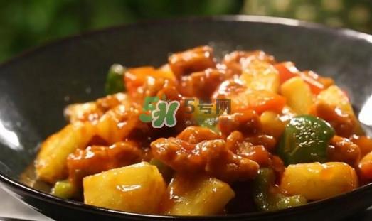 菠萝咕咾肉怎么做？菠萝咕咾肉是哪里的菜