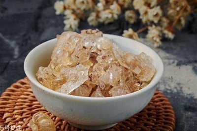 ​什么是雪燕呢 雪燕有什么作用呢