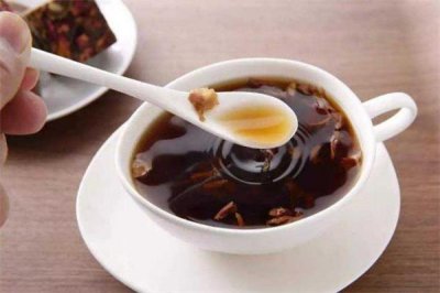 ​哺乳期能喝红糖姜茶吗 哺乳期喝红糖姜茶对宝宝有影响吗