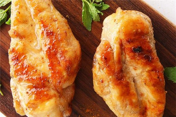 鸡胸肉是优质蛋白吗 鸡胸肉属于蛋白质还是碳水