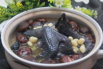 ​吃乌鸡可以补肾吗 什么样的乌鸡好