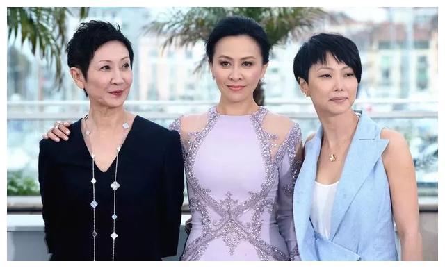 她是林青霞的闺蜜，人称铁娘子，如今身价上亿活成最美模样