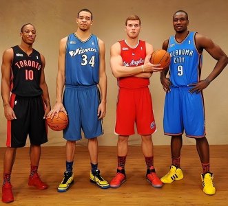 ​“身高不够，臂展来凑”，盘点NBA历史5大臂展怪 戴维斯上榜