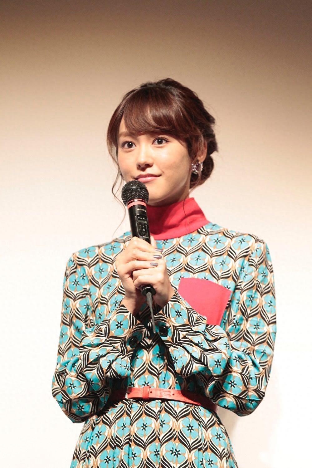 日本美女明星桐谷美玲