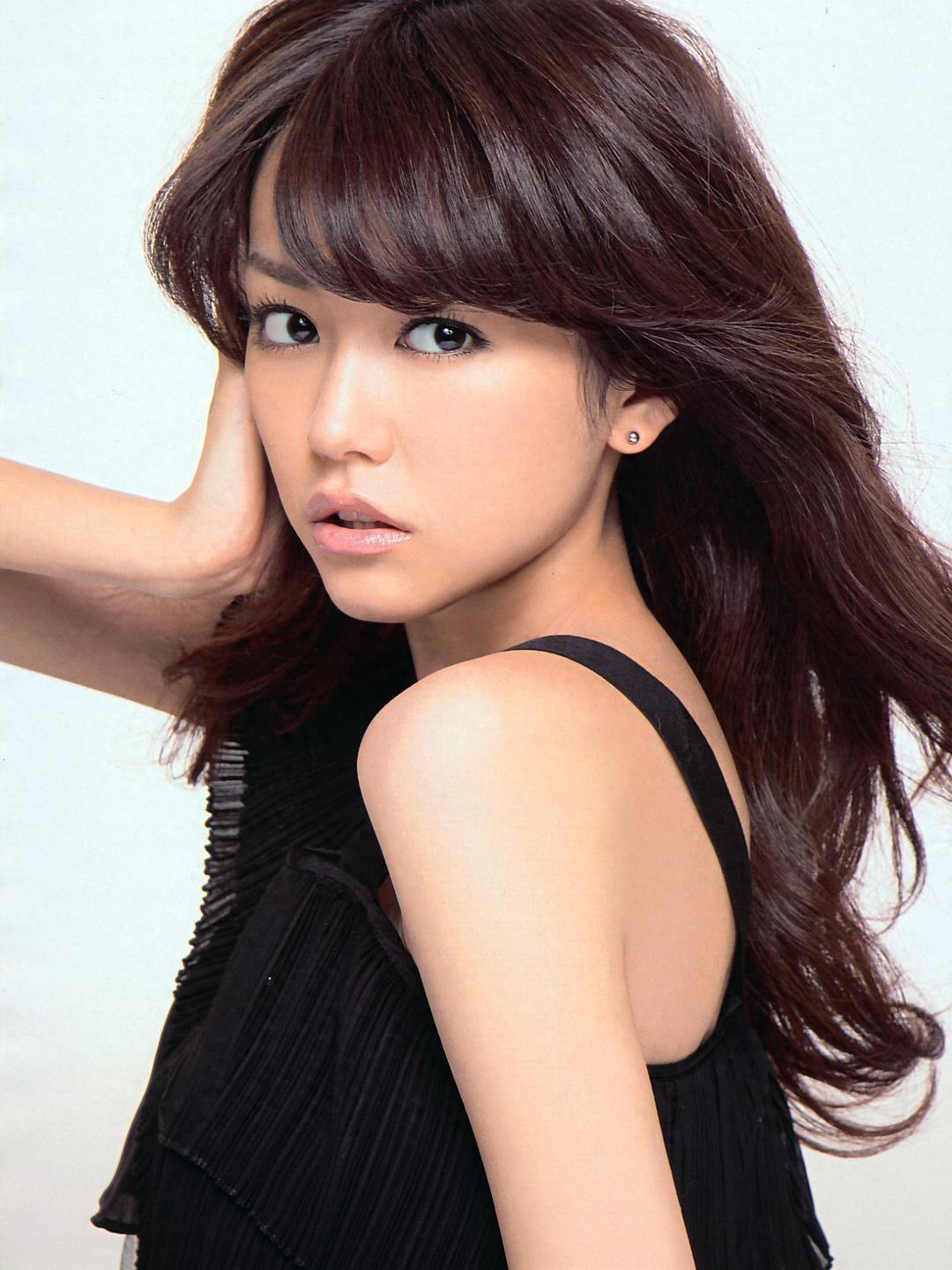 日本美女明星桐谷美玲