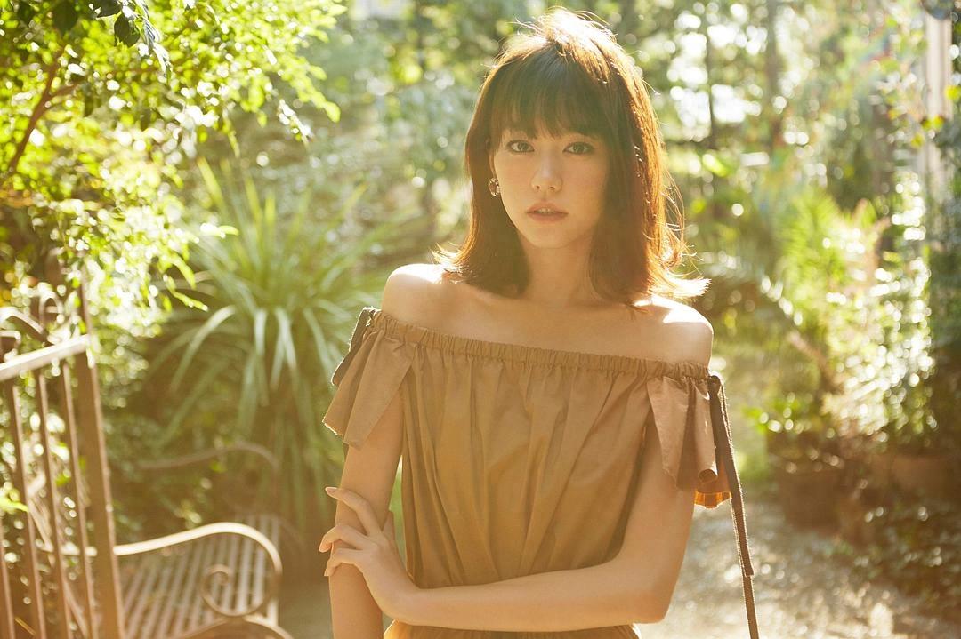 日本美女明星桐谷美玲