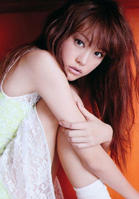 日本美女明星桐谷美玲