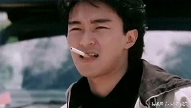 周星驰帅气的抽烟姿势，你看过几张？全看过算我输！