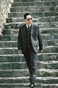 ​47岁张嘉译前妻近照曝光，美艳气质不输现任，如今他不愿提及