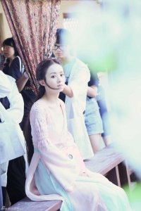 ​赵丽颖上《向往的生活》展现谐星特质，这样的赵丽颖你见过吗！