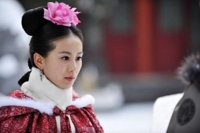 ​她是雍正唯一的胞妹，皇太后亲自抚养长大，被超封为固伦公主