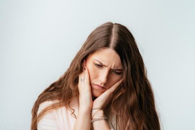​不穿内衣会“惹人犯罪”？谈谈女性不穿内衣的自由