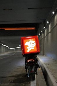 ​京东秒送：即时零售的“秒时代”革命——电商巨头的时效之战