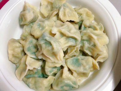 ​饺子煮太多剩了怎么办？教你这个新吃法，好吃又好看，家人都喜欢