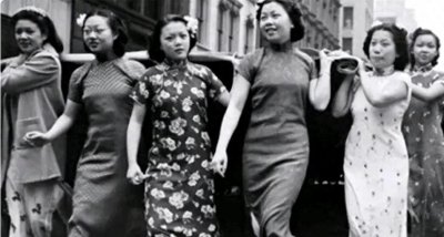 ​在那个时代妓女并非出于自愿，是生活所迫，而新中国要禁止娼妓