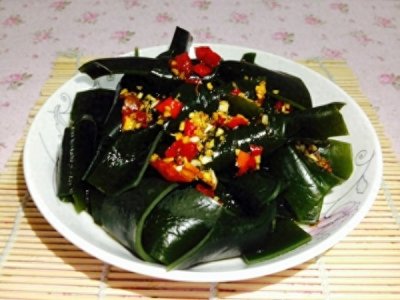​酸辣凉拌海带结，有些脆，有些酸，有些辣，教你一招，轻松做出