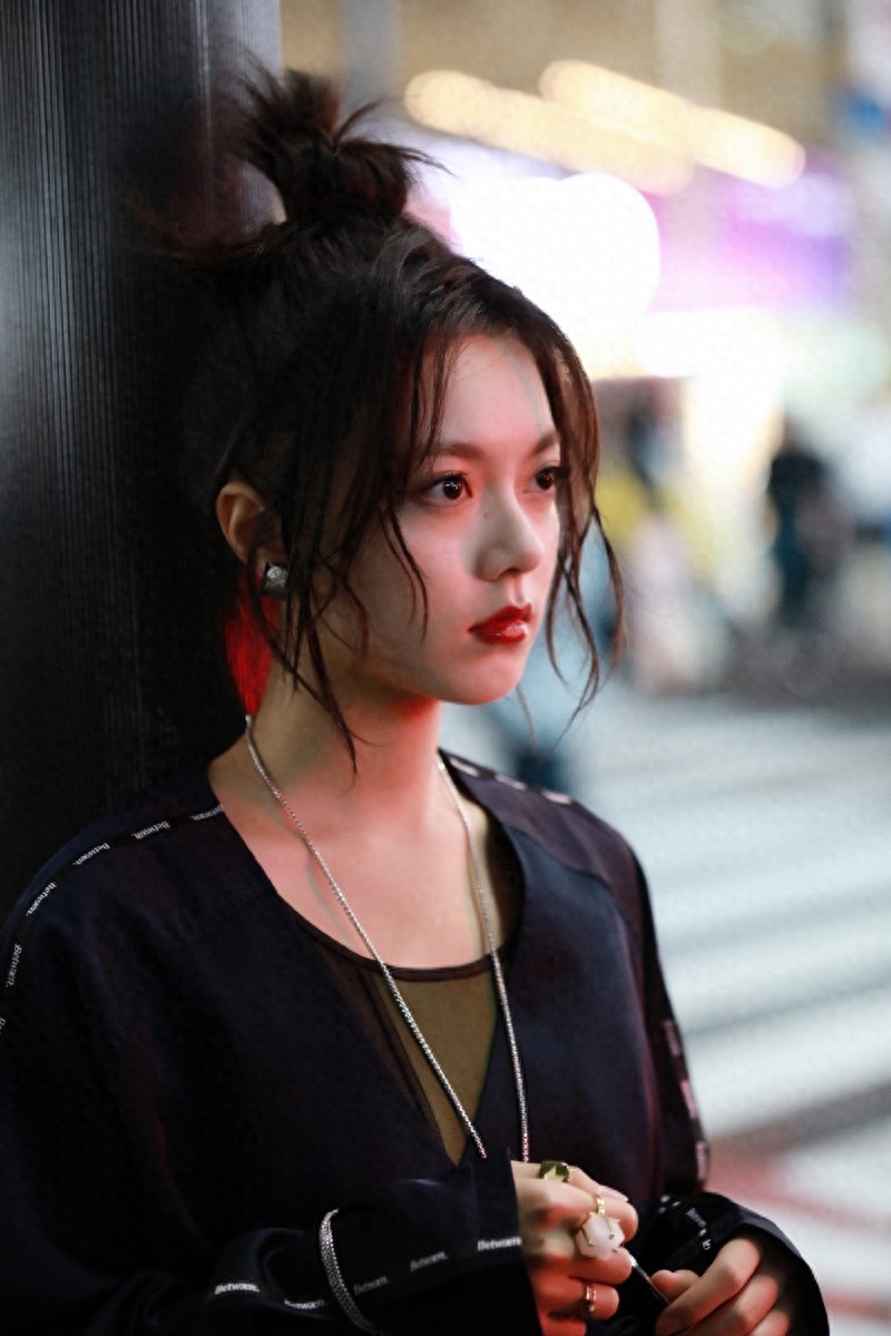 流浪地球（2019电影排行冠军）女一号赵今麦 之 绝美写真