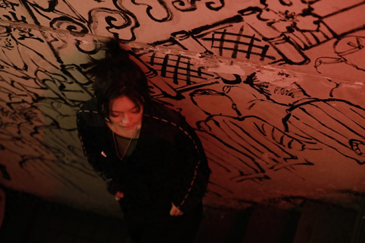 流浪地球（2019电影排行冠军）女一号赵今麦 之 绝美写真