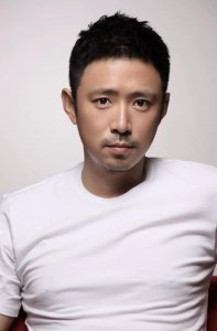 ​高鑫演过的电视剧(高鑫一家三口现状)