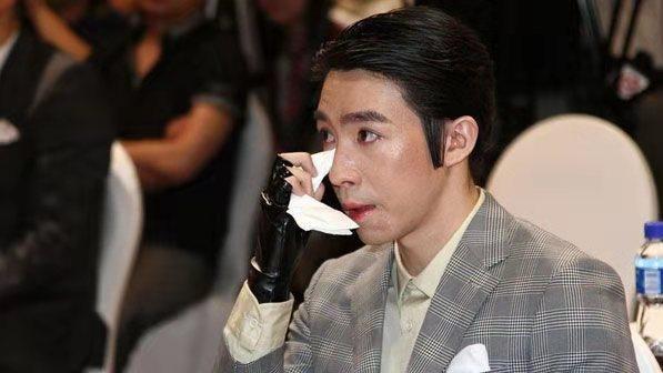 《大明风华》俞灏明用演技征服观众：没有好看的皮囊，那就拼实力