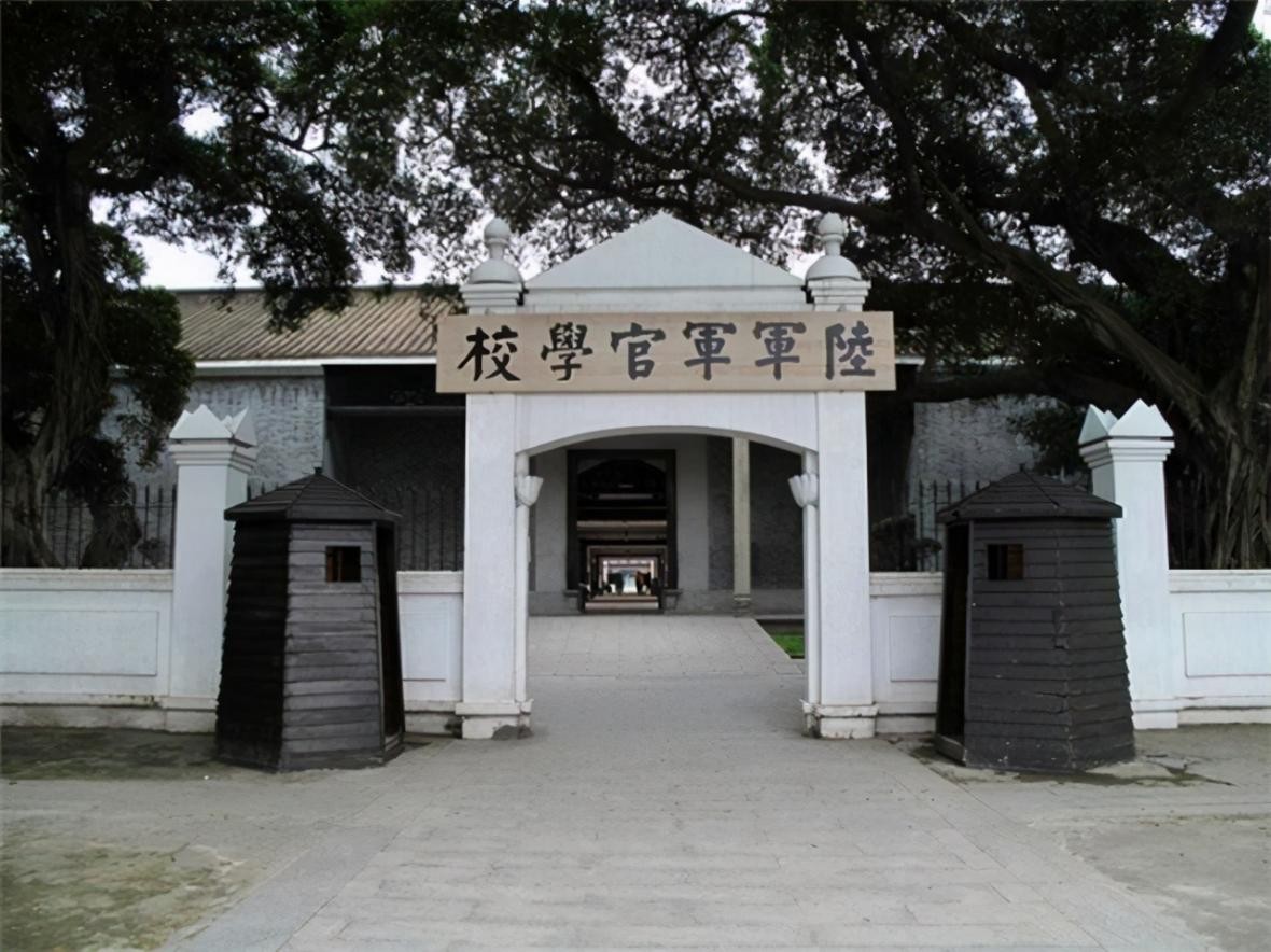 《风筝》郑耀先原型，潜伏国军数年，1980年终被证实党员身份