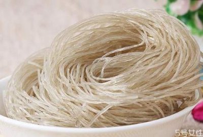 ​红薯粉泡一夜可以吗 干的红薯粉要泡多久