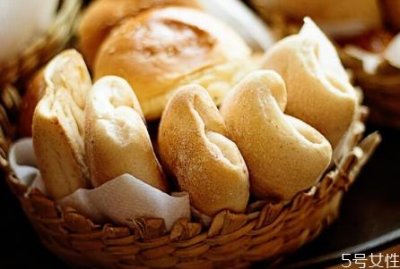 ​全麦面包升糖指数高吗 全麦面包不适合哪些人吃