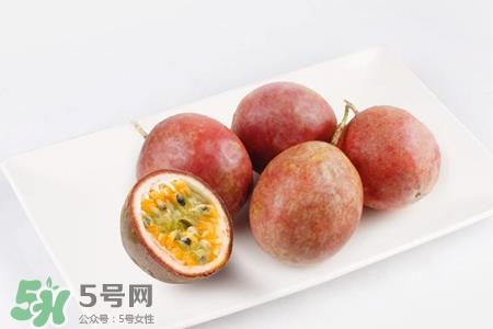 青的百香果可以闷熟吗？百香果青的能吃吗？