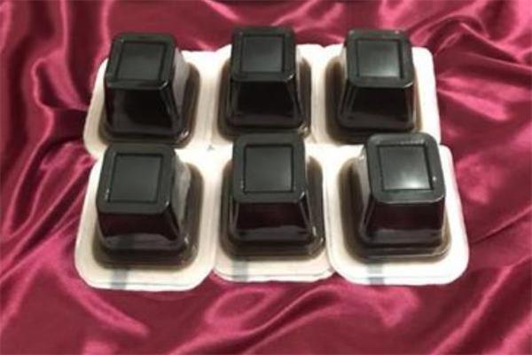 一定嗖龟苓膏果冻怎么吃 一定嗖龟苓膏果冻一盒有几颗 一定嗖龟苓膏果冻怎么吃 一定嗖龟苓膏果冻一盒有几颗