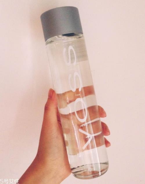 voss芙丝矿泉水好喝吗?来自挪威的土豪矿泉水 voss芙丝矿泉水好喝吗?来自挪威的土豪矿泉水