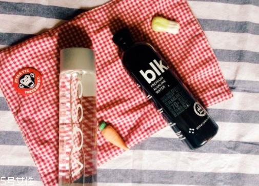 voss芙丝矿泉水好喝吗?来自挪威的土豪矿泉水 voss芙丝矿泉水好喝吗?来自挪威的土豪矿泉水