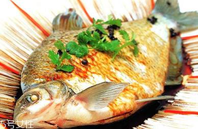 鳊鱼怎么切好看又不损坏鱼质