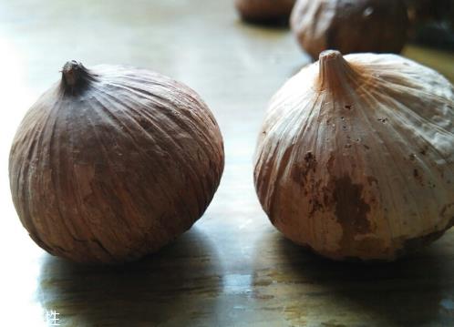 黑蒜的价格多少钱一斤?黑蒜很贵吗? 黑蒜的价格多少钱一斤?黑蒜很贵吗?